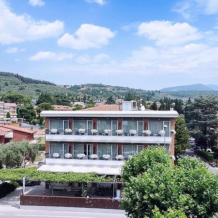 Hotel Benaco Garda ***S Extérieur photo