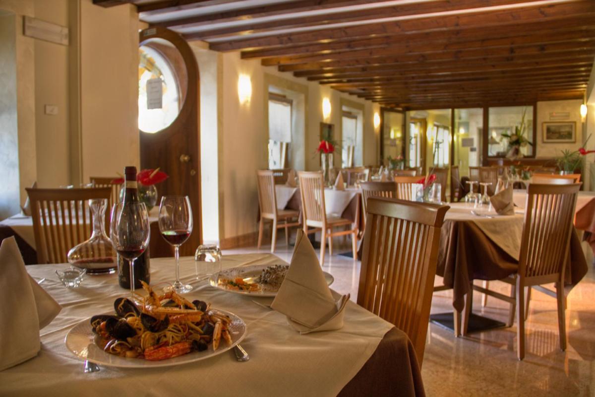 Hotel Benaco Garda ***S Extérieur photo