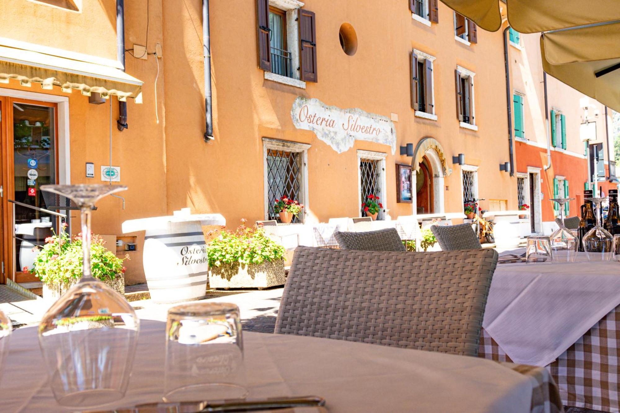 Hotel Benaco Garda ***S Extérieur photo